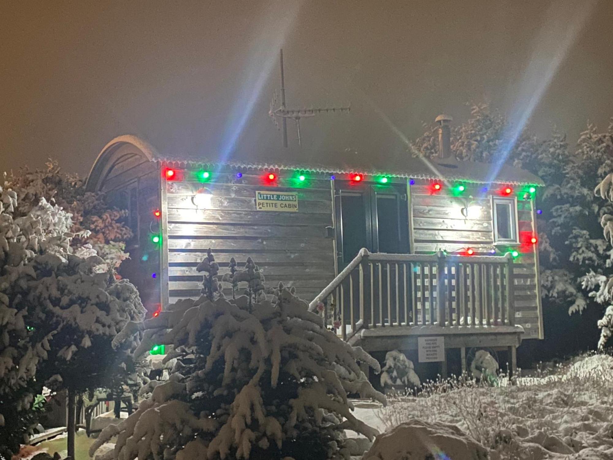 The Little John Petite Cosy Log Cabin - Sleeps 2, Great For Romantic Breaks, Couples, Single Guests, Near Sherwood Forest At Fairview Farm, Nottingham Set In 88 Acres Blidworth Kültér fotó