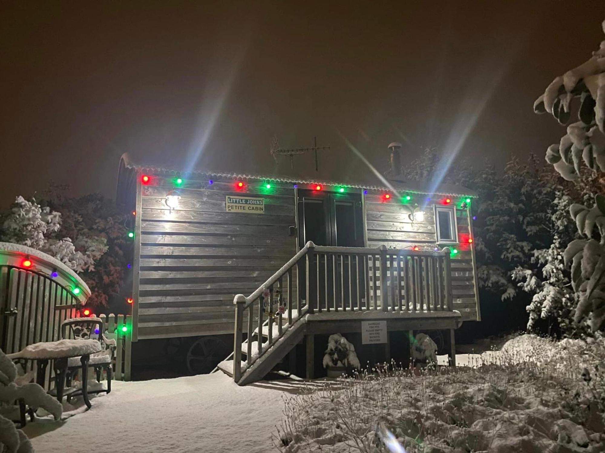 The Little John Petite Cosy Log Cabin - Sleeps 2, Great For Romantic Breaks, Couples, Single Guests, Near Sherwood Forest At Fairview Farm, Nottingham Set In 88 Acres Blidworth Kültér fotó