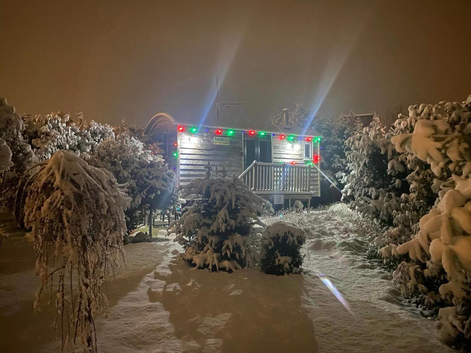 The Little John Petite Cosy Log Cabin - Sleeps 2, Great For Romantic Breaks, Couples, Single Guests, Near Sherwood Forest At Fairview Farm, Nottingham Set In 88 Acres Blidworth Kültér fotó