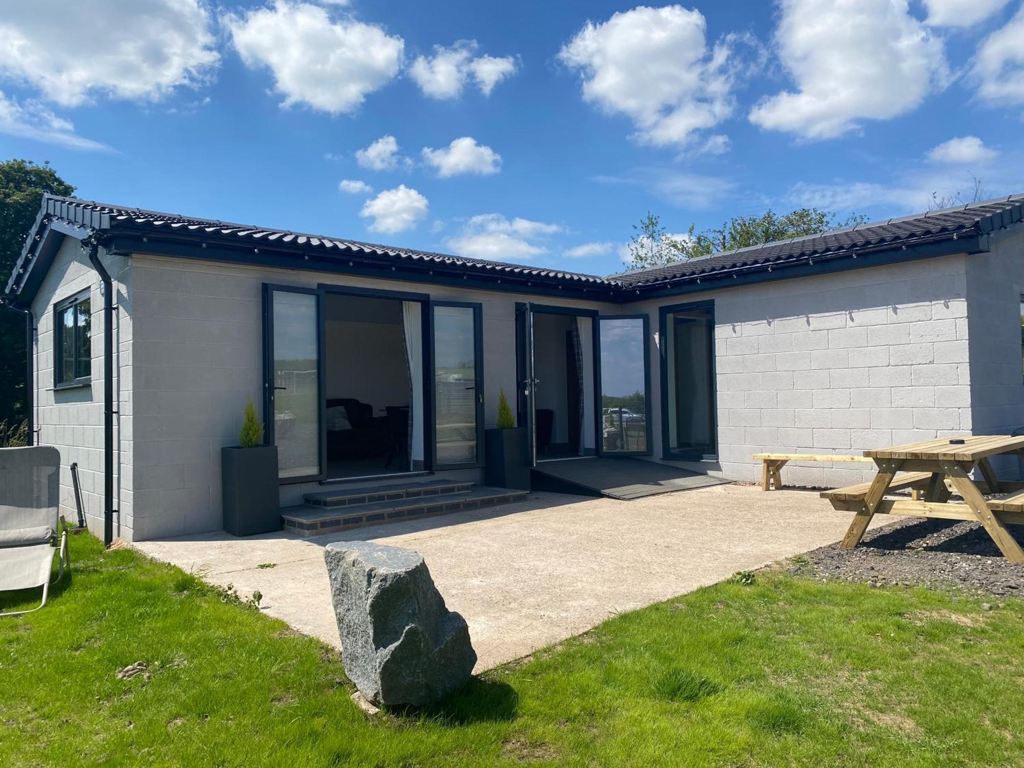 The Little John Petite Cosy Log Cabin - Sleeps 2, Great For Romantic Breaks, Couples, Single Guests, Near Sherwood Forest At Fairview Farm, Nottingham Set In 88 Acres Blidworth Kültér fotó